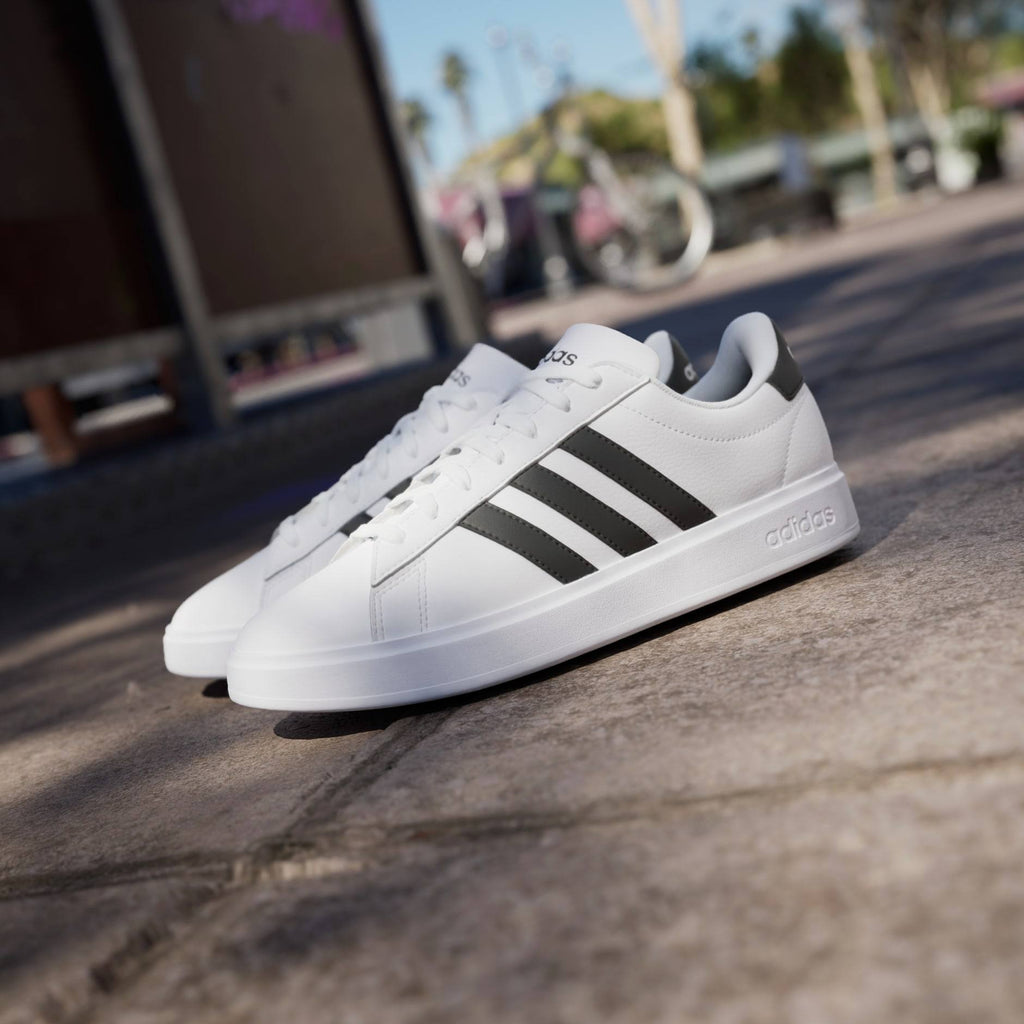 Adidas grand court base