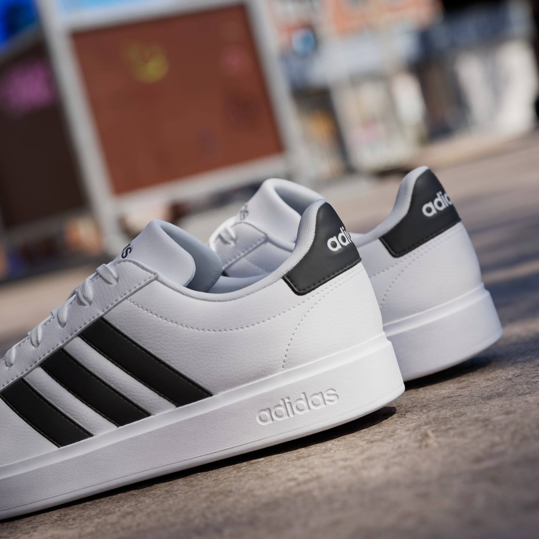 Adidas grand court base