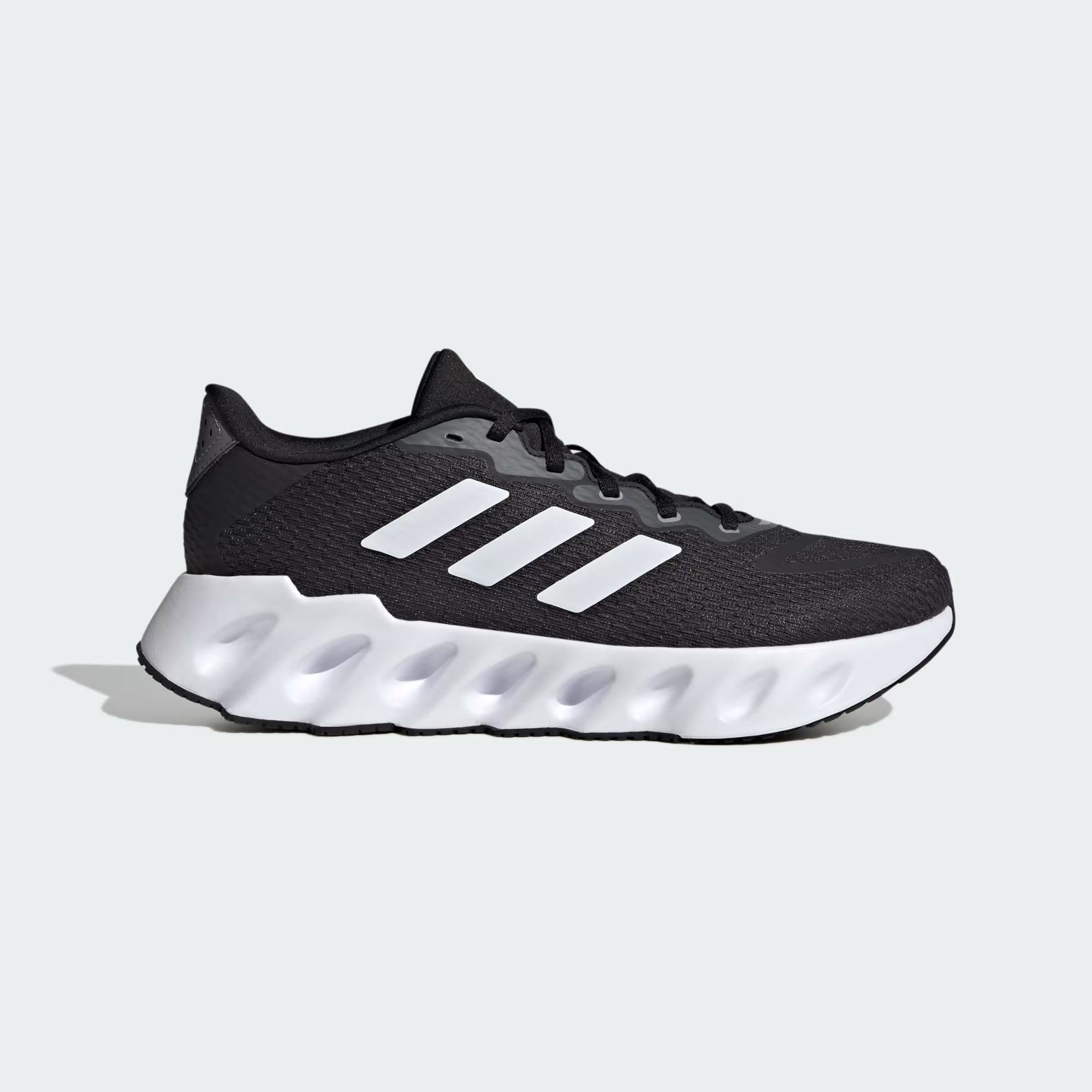 ADIDAS  RUNNING SWITCH RUN  ID5253